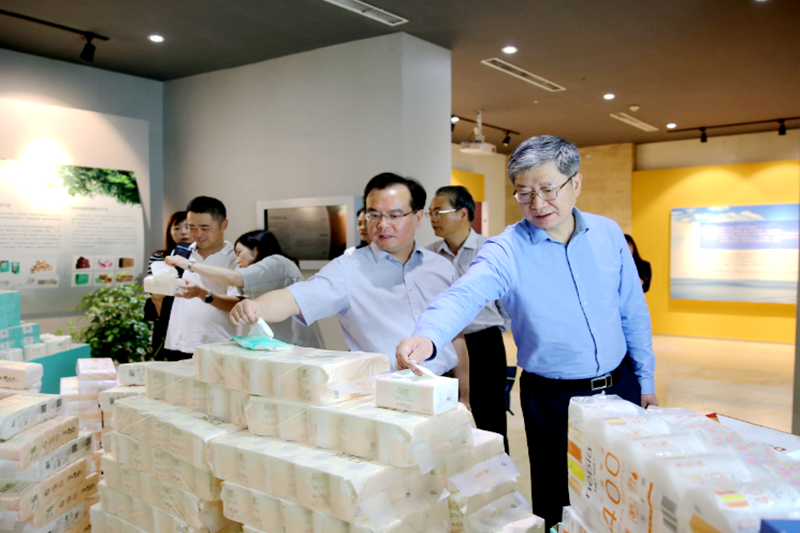 On May 22, 2019, CAI Guohua, then the full-time deputy secretary of the Comprehensive Party Committee of Social Organizations in Zhejiang Province and the director of the Social Organization Administration Bureau of the Provincial Department of Civil Affa